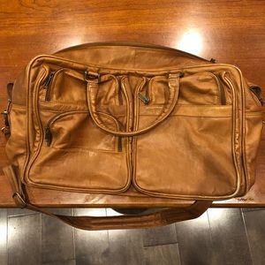 VINTAGE Colombian leather bag